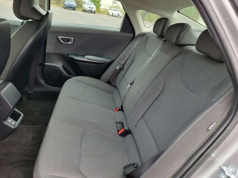 Used 2025 Kia K4 FWD image 13