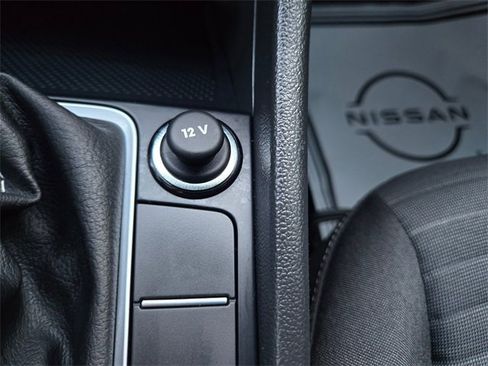 Used 2024 Volkswagen Jetta S image 25