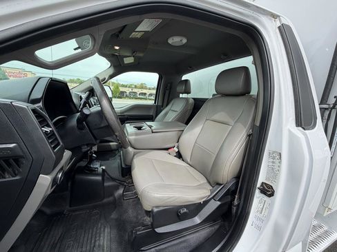 Used 2019 Ford F550 4x4 Regular Cab Super Duty image 13