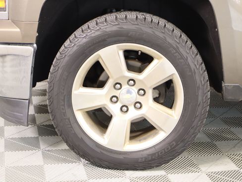Used 2015 Chevrolet Silverado 1500 LT w/ LT Convenience Package image 15