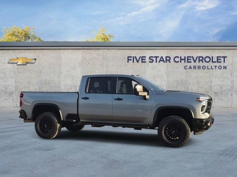 Certified 2024 Chevrolet Silverado 2500 ZR2 w/ Technology Package image 9