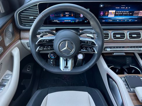 Certified 2026 Mercedes-Benz GLE 53 AMG 4MATIC image 15