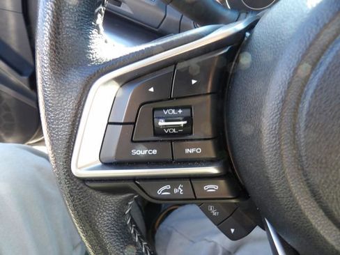 Used 2023 Subaru Impreza 2.0i Limited image 23