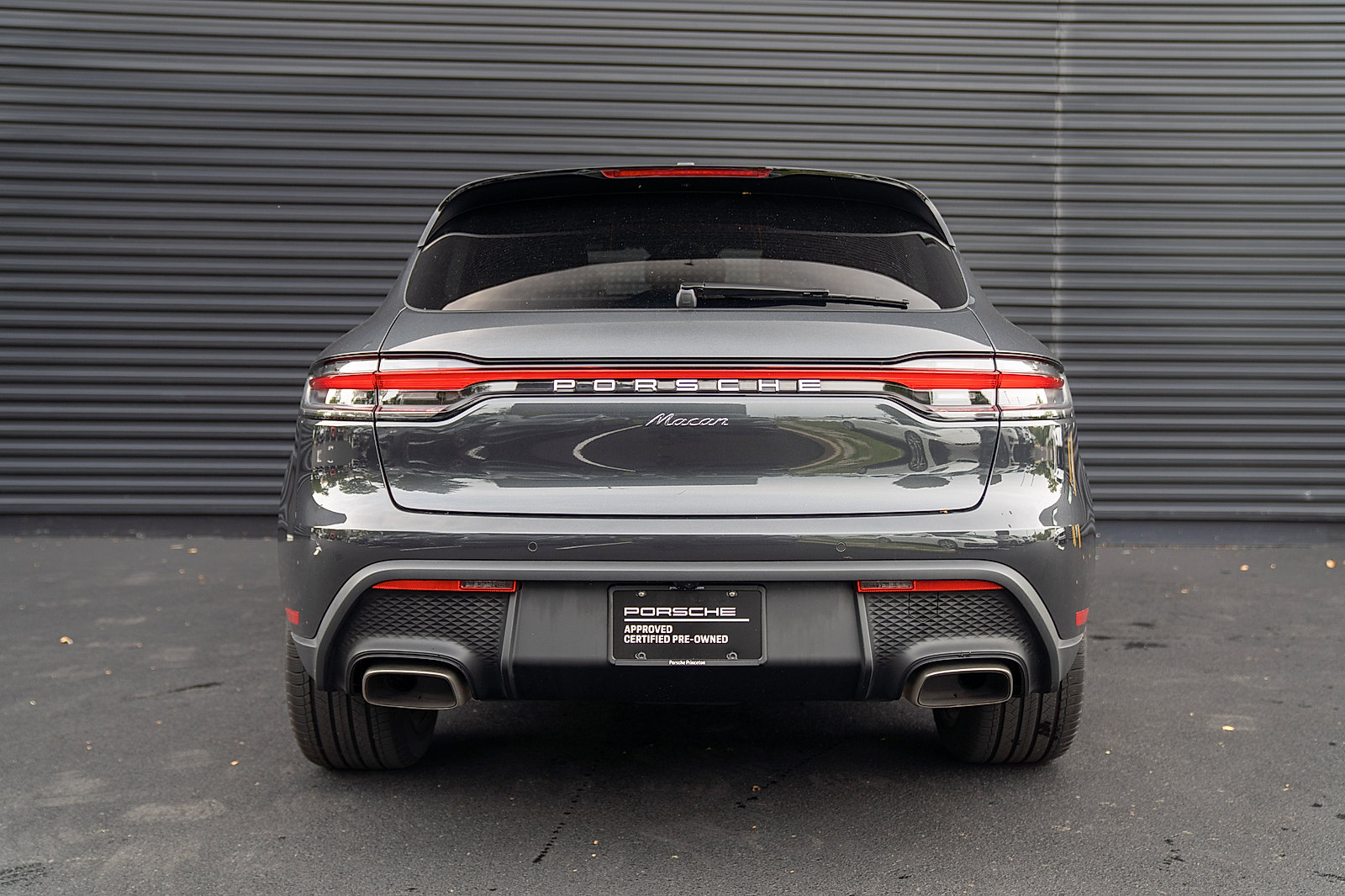 Used 2026 Porsche Macan AWD/4WD image 29