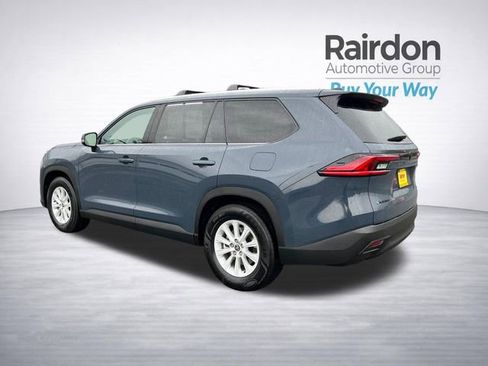 Used 2025 Toyota Grand Highlander AWD Hybrid image 5