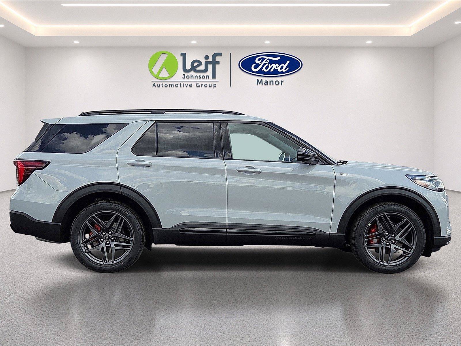 New 2027 Ford Explorer ST-Line w/ Premium Package RWD image 9