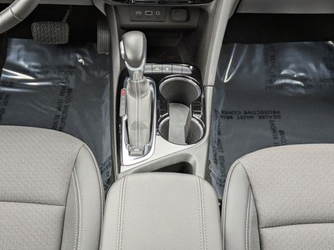 Used 2023 Buick Encore GX Preferred image 19