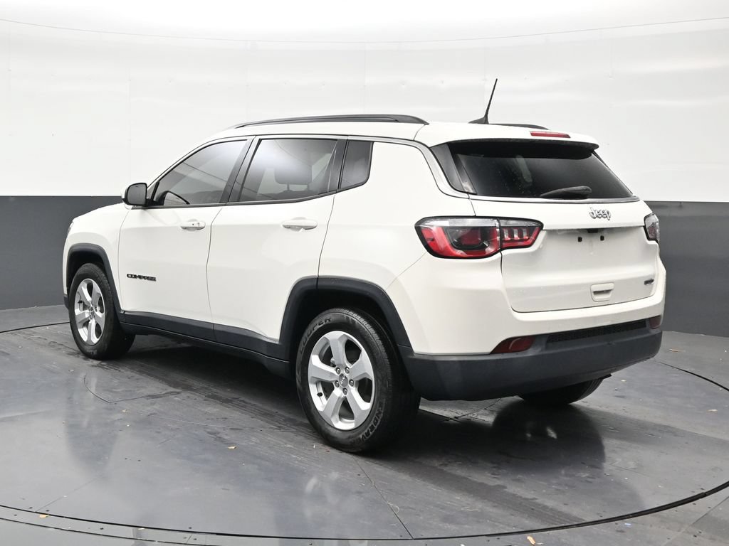 Used 2020 Jeep Compass Latitude w/ Popular Equipment Group FWD image 3
