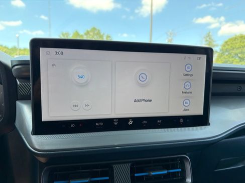 Used 2025 Ford Maverick Lobo AWD/4WD image 10
