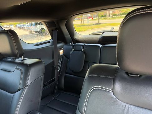 Used 2022 Ford Explorer ST w/ Equipment Group 401A AWD/4WD image 8
