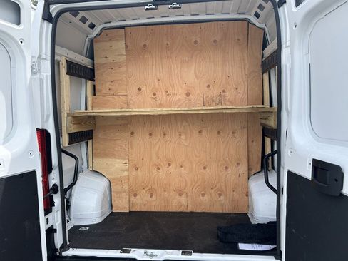 Used 2024 RAM ProMaster 2500 w/ Power Group FWD image 17