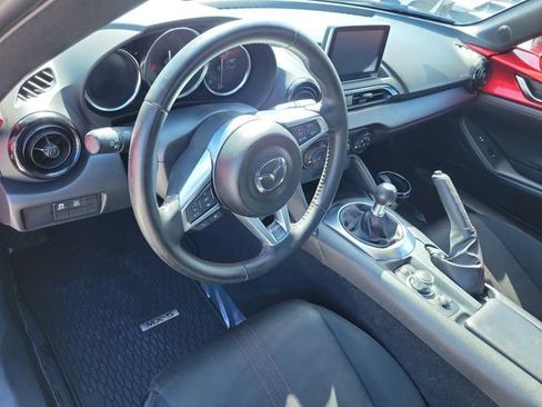 Used 2016 MAZDA MX-5 Miata Club image 15