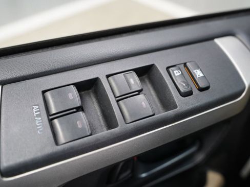 Used 2010 Toyota 4Runner SR5 image 26