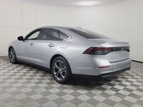 Used 2023 Honda Accord EX image 4