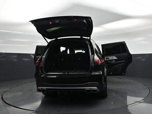 Used 2025 Mercedes-Benz GLS 63 AMG 4MATIC image 29