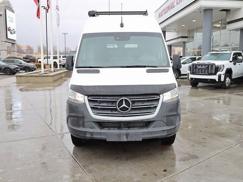 Used 2019 Mercedes-Benz Sprinter 144 Cargo image 9