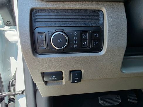 New 2026 Ford F350 Platinum w/ Platinum Plus Package AWD/4WD image 29