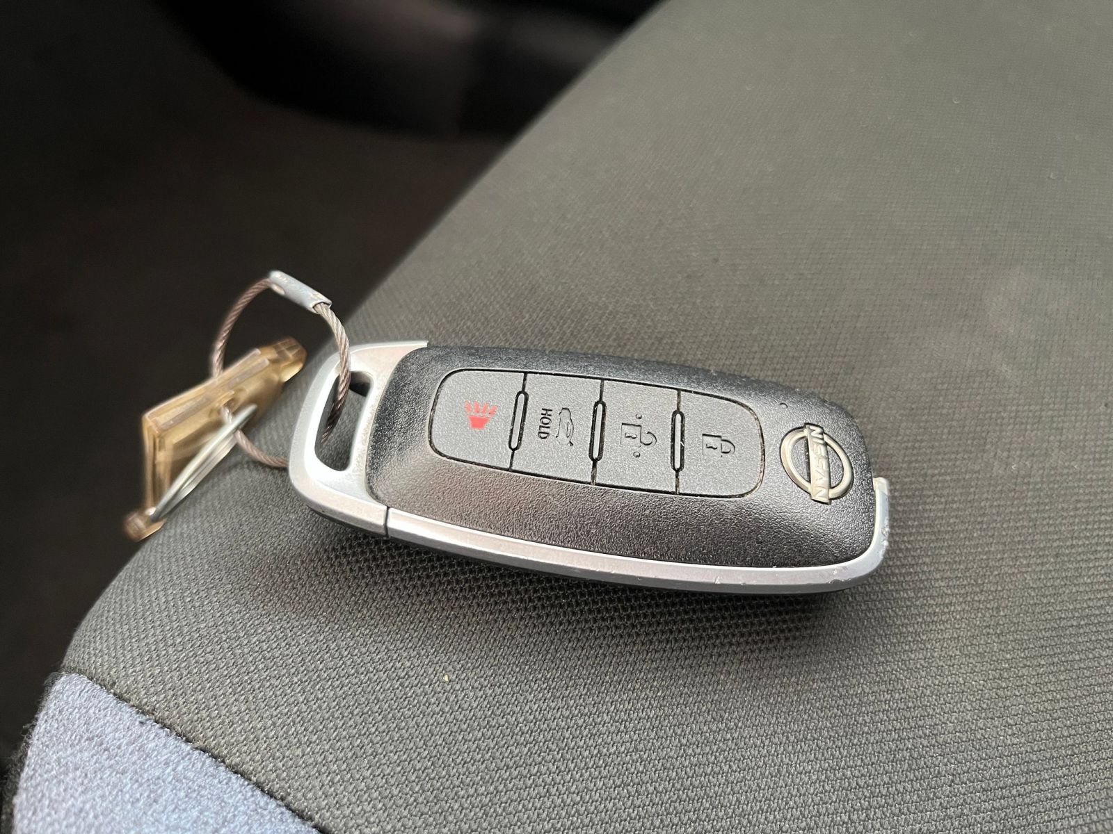 Used 2025 Nissan Versa SV FWD image 20