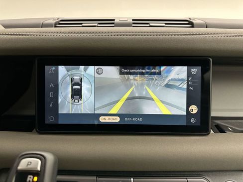 Used 2020 Land Rover Defender 110 S image 15