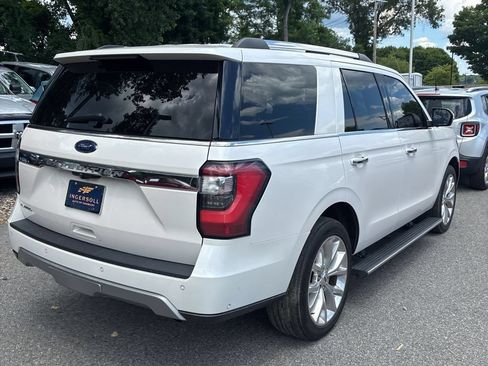 Used 2019 Ford Expedition Limited w/ Equipment Group 302A AWD/4WD image 3