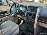 Used 2009 Dodge Grand Caravan SXT image 3
