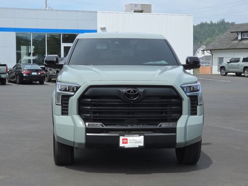 Certified 2026 Toyota Tundra Limited AWD/4WD image 3