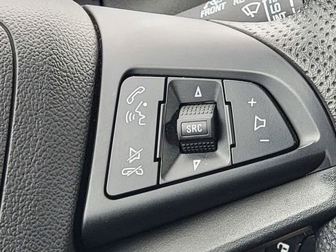 Used 2019 Chevrolet Trax LT image 34