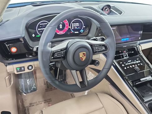 New 2026 Porsche Panamera GTS image 4