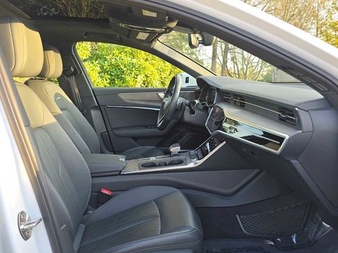 Used 2024 Audi A6 Premium Plus image 10