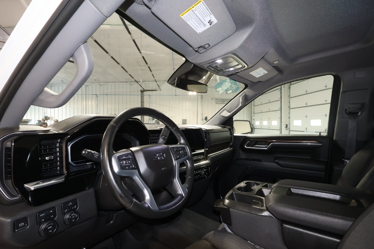 Certified 2023 Chevrolet Silverado 1500 LT Trail Boss w/ Protection Package AWD/4WD image 9