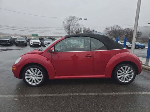 Used 2009 Volkswagen Beetle S image 6