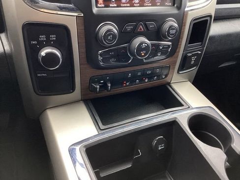 Used 2013 RAM 3500 Laramie w/ Convenience Group AWD/4WD image 22