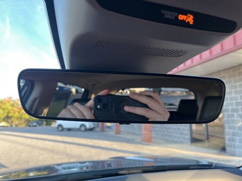 Used 2023 Honda HR-V EX-L image 77