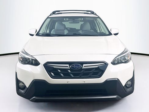 Used 2023 Subaru Crosstrek 2.0i Premium image 2