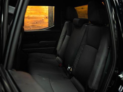 Used 2025 Toyota Tacoma SR5 AWD/4WD image 10