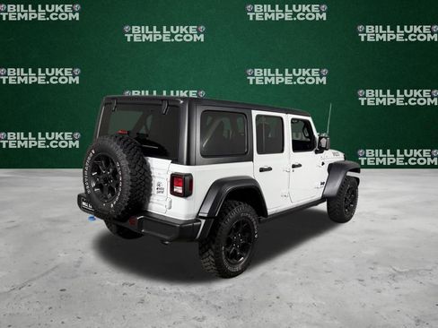Used 2023 Jeep Wrangler Unlimited w/ Cold Weather Group AWD/4WD image 7