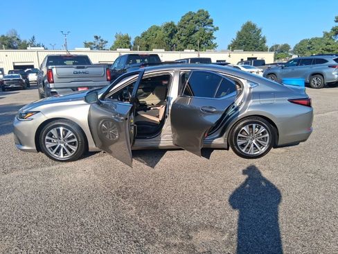 Used 2021 Lexus ES 350 w/ Premium Package FWD image 19