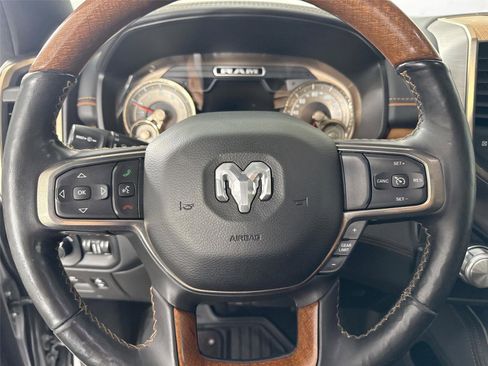 Used 2019 RAM 1500 Limited image 17