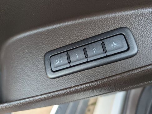 Used 2017 GMC Yukon Denali w/ Open Road Package image 18