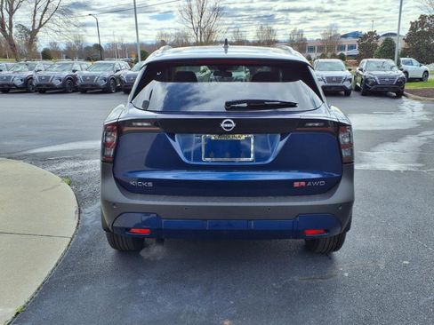 New 2025 Nissan Kicks SR w/ Illumination Package image 4