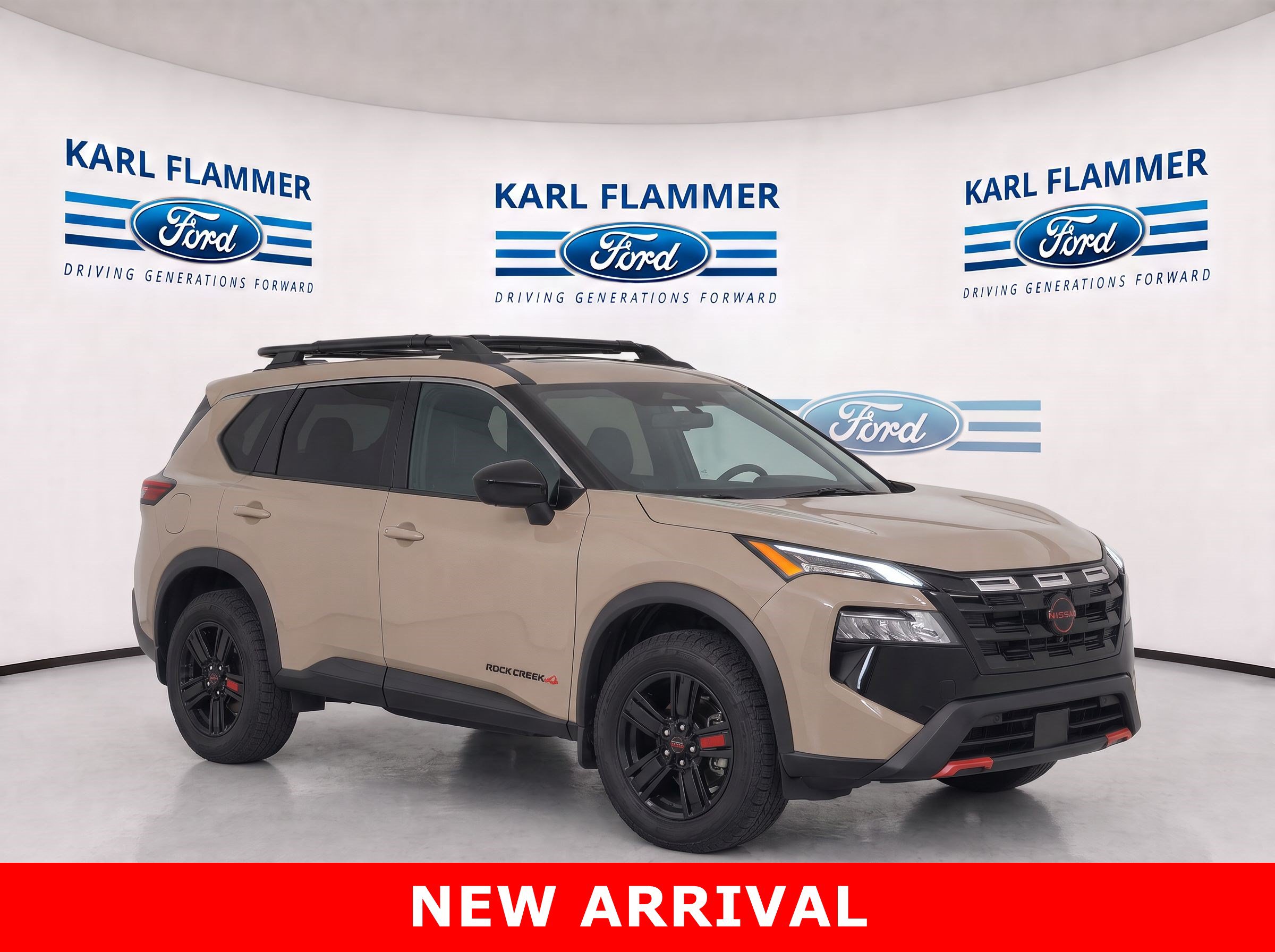 Used 2025 Nissan Rogue SV AWD/4WD image 1