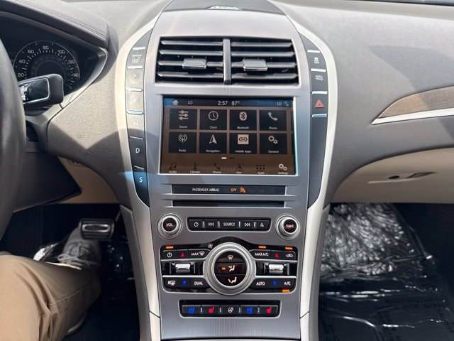 Used 2018 Lincoln MKZ Reserve w/ Magnetic Appearance Package AWD/4WD image 19