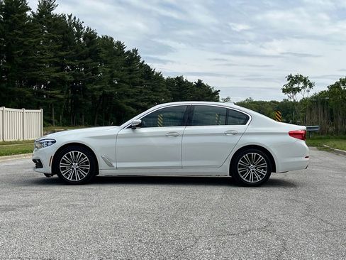 Used 2018 BMW 530i xDrive AWD/4WD image 4