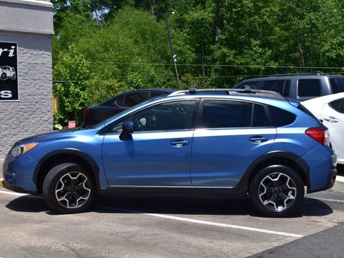 Used 2015 Subaru Crosstrek 2.0i Premium w/ Moonroof Package AWD/4WD image 3