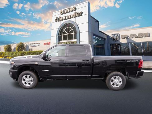 New 2026 RAM 2500 Big Horn AWD/4WD image 10