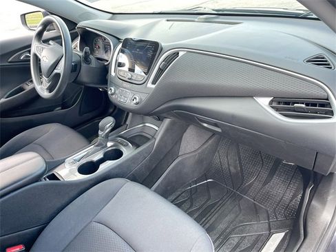 Used 2022 Chevrolet Malibu LT image 27