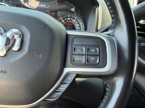 Used 2022 RAM 2500 Big Horn w/ Night Edition AWD/4WD image 32
