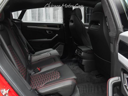 Used 2019 Lamborghini Urus image 30