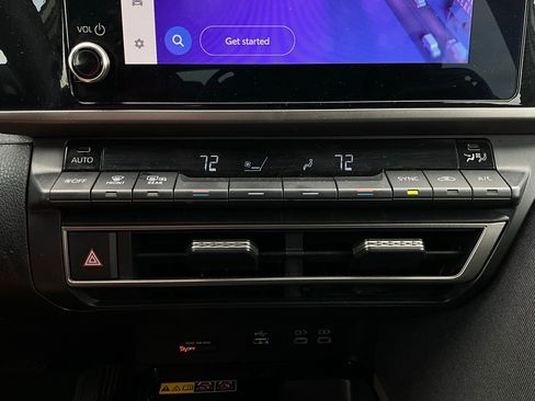 Used 2025 Toyota Camry LE image 26