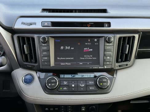 Used 2016 Toyota RAV4 Limited AWD/4WD image 18